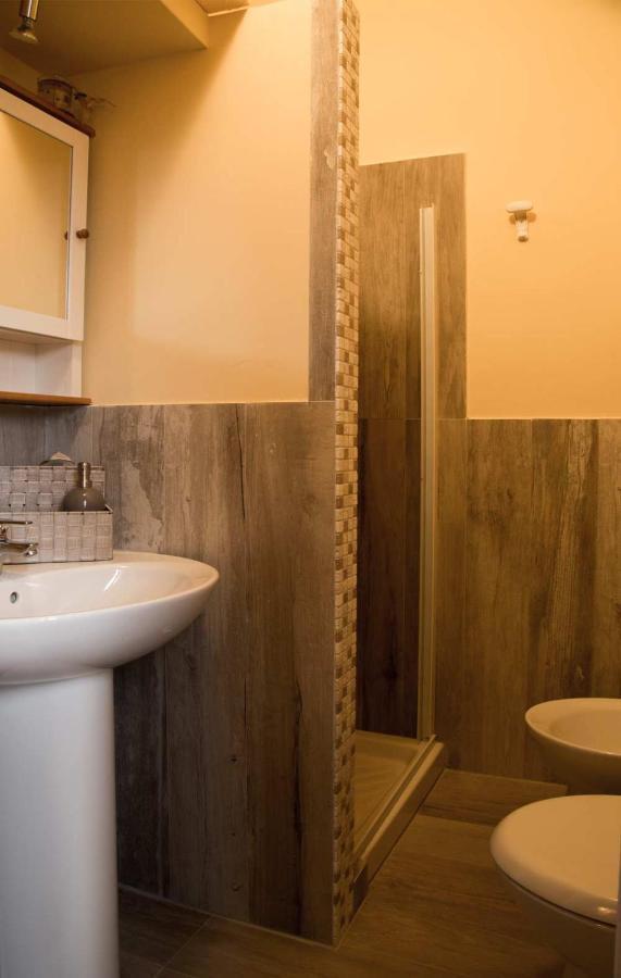 Bed and Breakfast Le Pinelle Terni Exterior foto